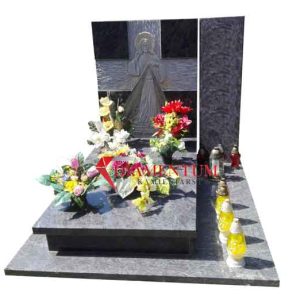 Grobowiec NG2 z granitu Orion