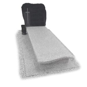 nagrobek skałkowy z surowego kamienia