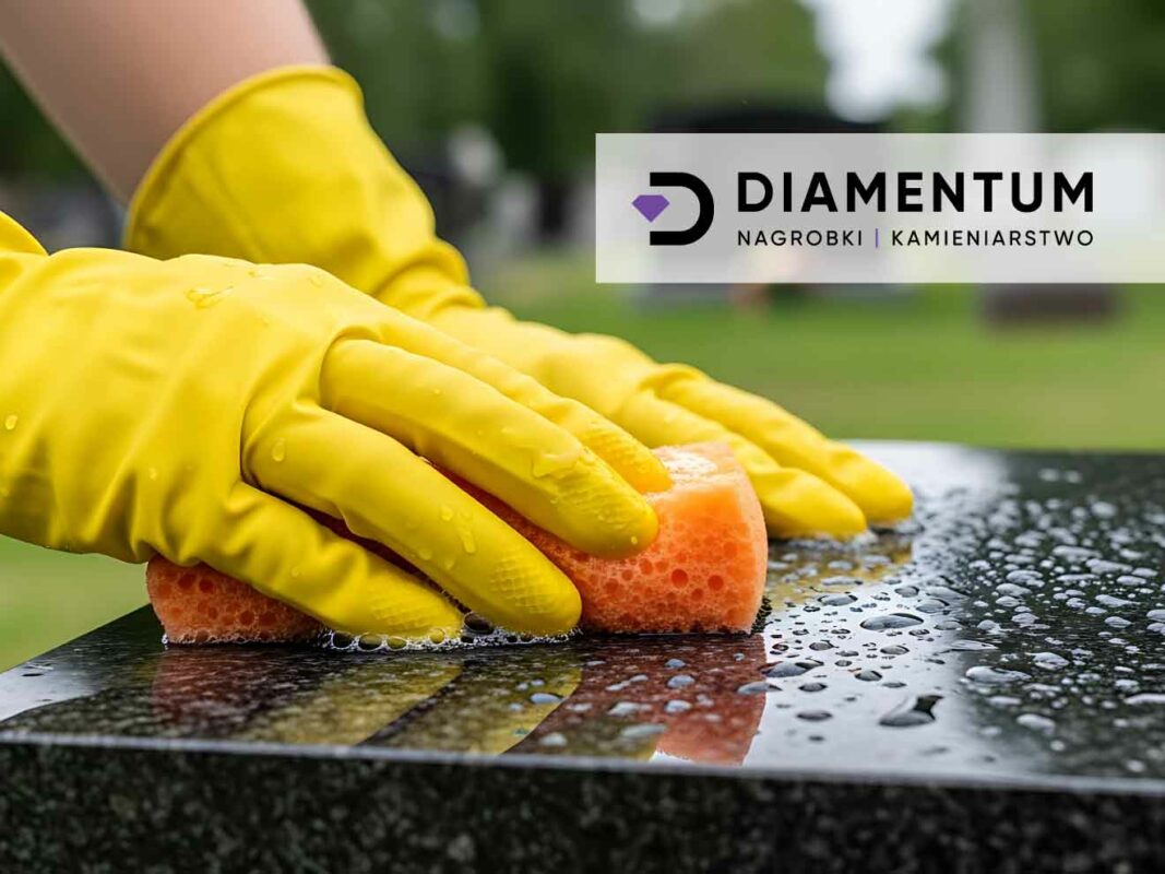 Czyszczenie czarnego nagrobka gąbką